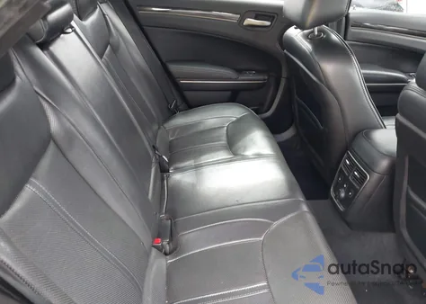 2013 Chrysler 300C John Varvatos Limited Edition из США, поврежденный, VIN 2C3CCADG1DH727364